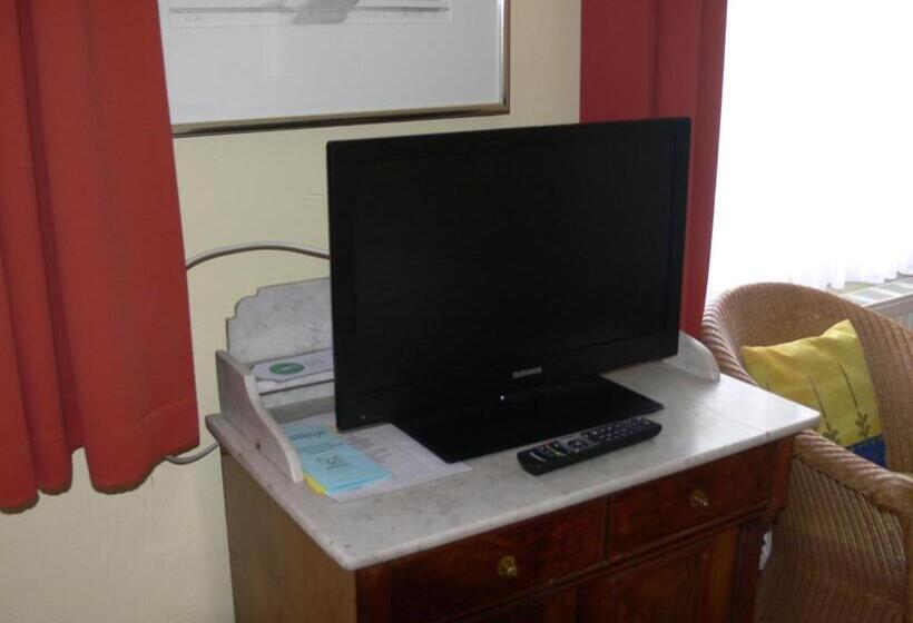 ペンション Gasthof & Fleischerei Endler