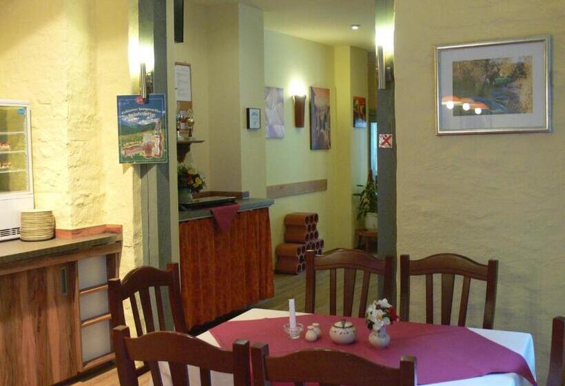 ペンション Gasthof & Fleischerei Endler