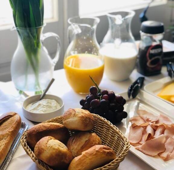 پانسیون Motel Blue