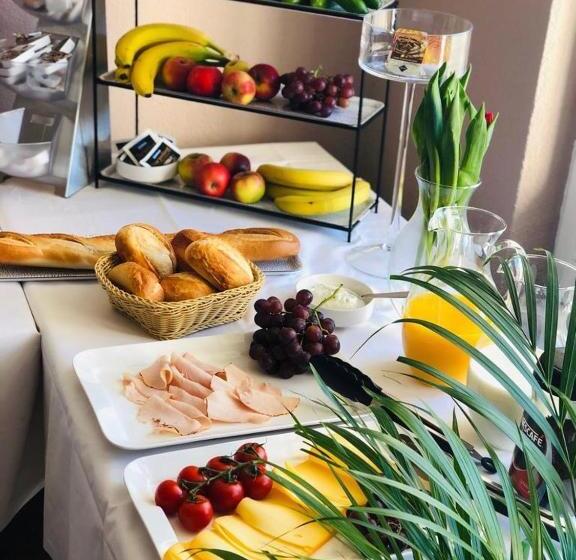 پانسیون Motel Blue