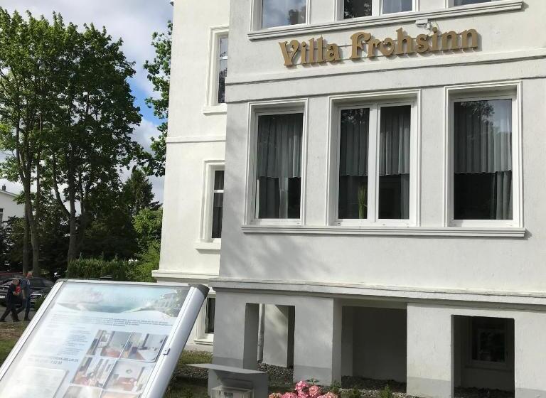 Pension Villa Frohsinn Sellin Auf Rügen