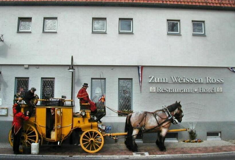 Restaurant Und Hotel Zum Weissen Ross