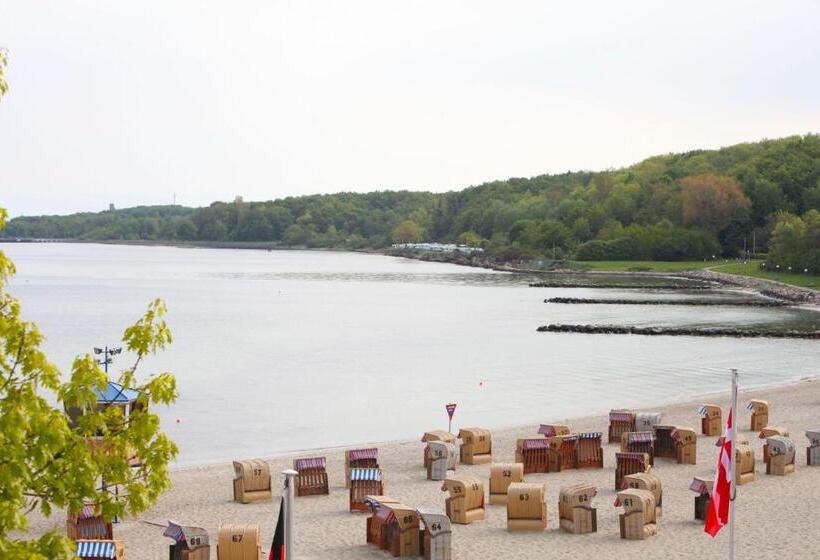 Strandhotel Seeblick, Ostseebad Heikendorf