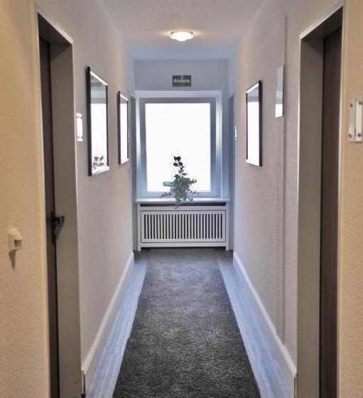 Und Landhaus  Kastanie