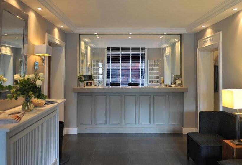 Und Landhaus  Kastanie