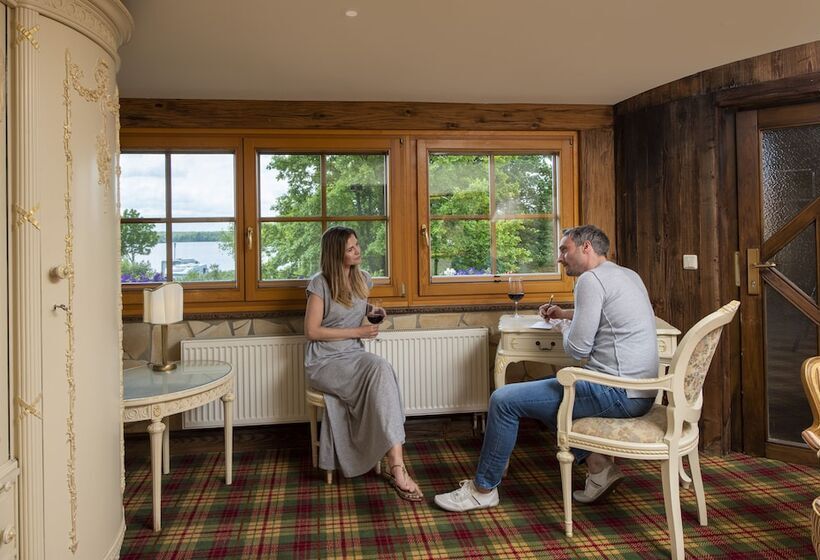 Wellnesshotel Seeschlößchen   Privat  Spa & Naturresort