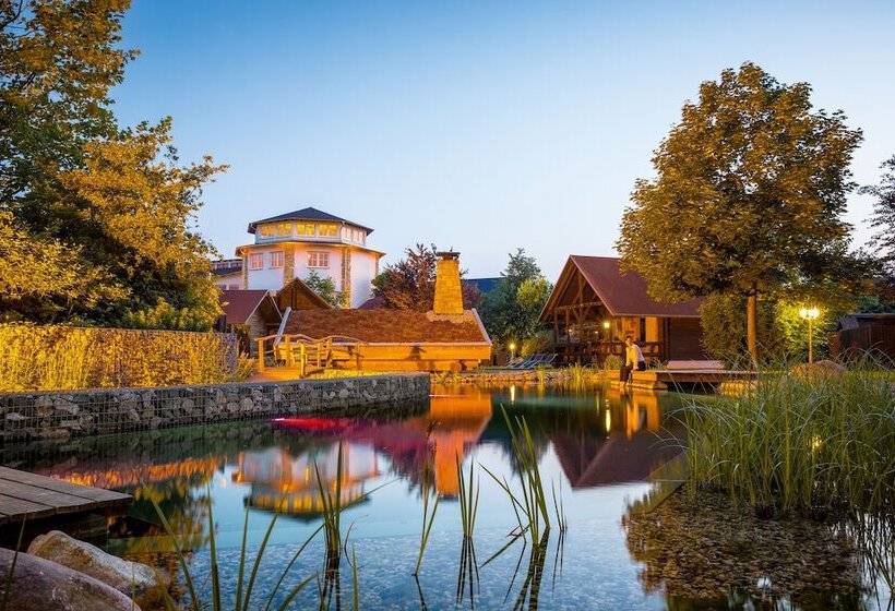 Wellnesshotel Seeschlößchen   Privat  Spa & Naturresort