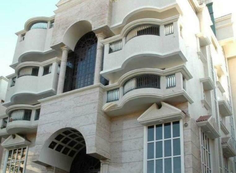 호스텔 Itis Suites