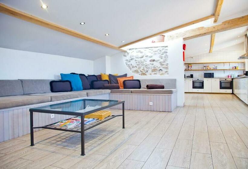 Общежитие Oasis