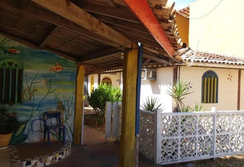 Hostel Pousada Terra E Lua