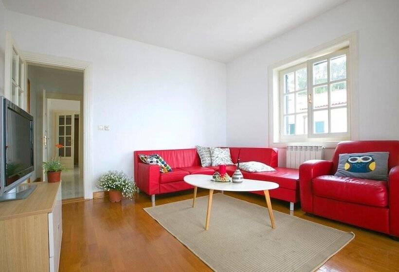 Beach Apartment Sveti Stefan