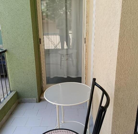 住宿加早餐 House Of The Rising Sun