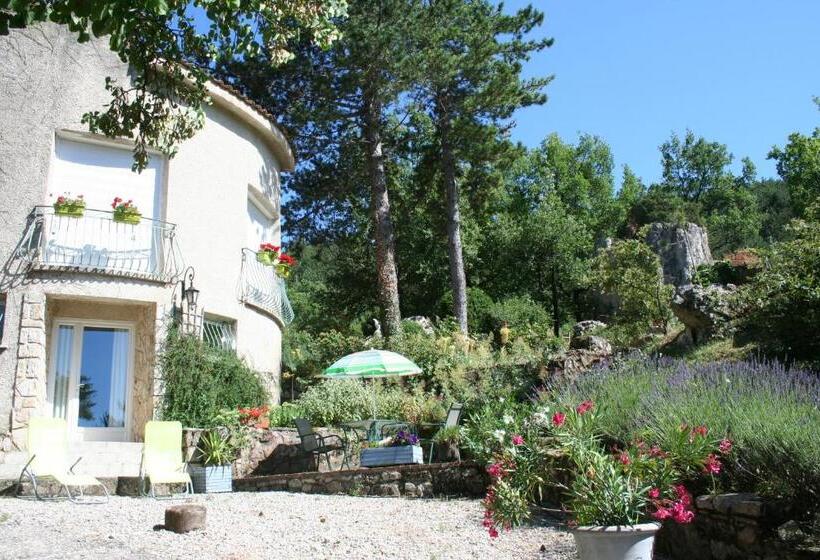 مبيت وإفطار Les Rochers