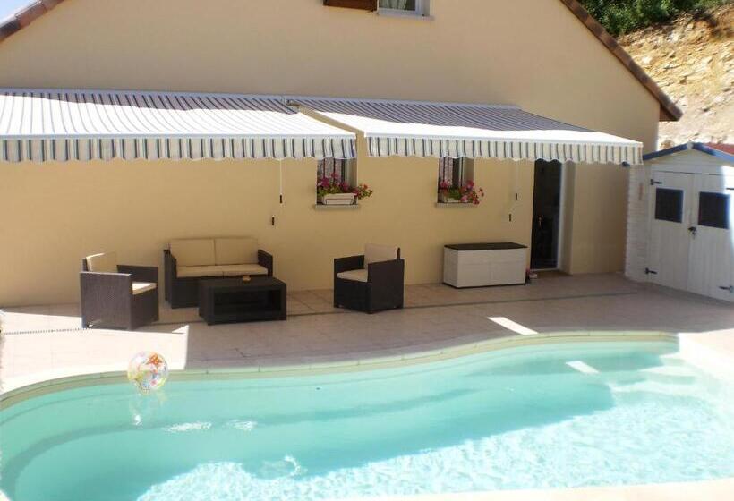 مبيت وإفطار Les Roziers   Roulotte