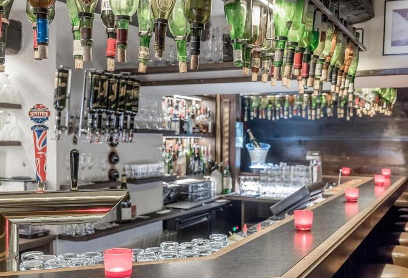 Mondschein Hotel & Chalet