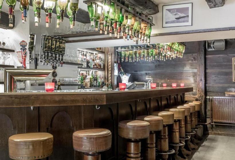 Mondschein Hotel & Chalet