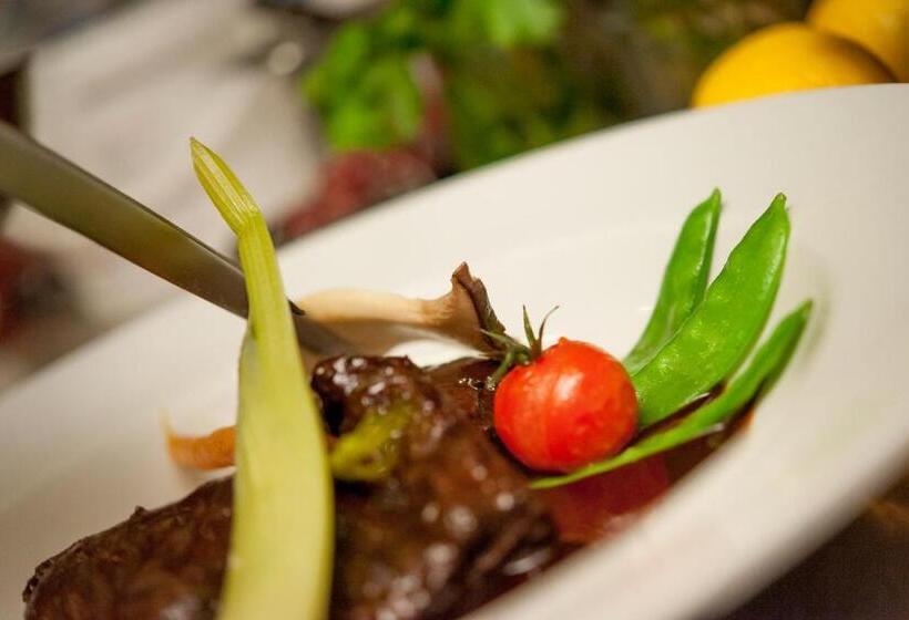 Mondschein Hotel & Chalet