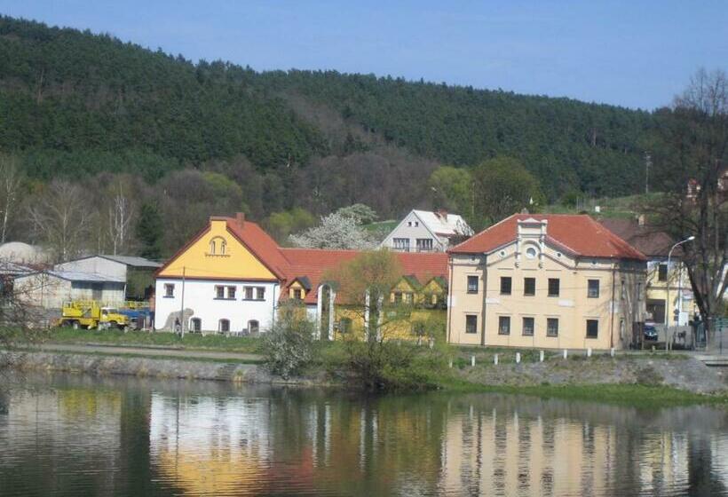 ホテル Penzion Paták