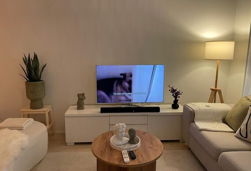 Immaculate 1 Bed Apartment In Tampere