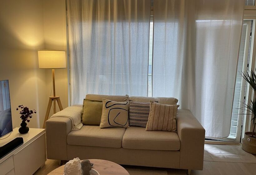 Immaculate 1 Bed Apartment In Tampere