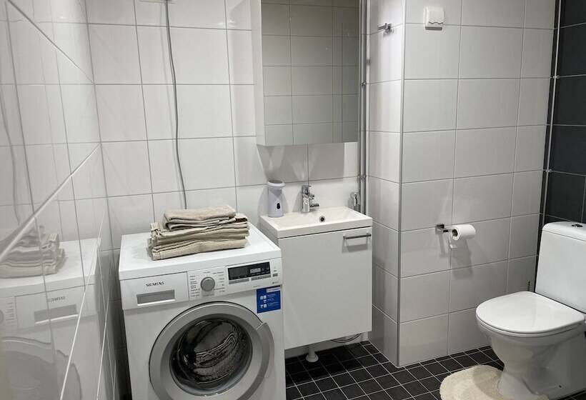 Immaculate 1 Bed Apartment In Tampere