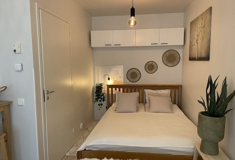 Immaculate 1 Bed Apartment In Tampere