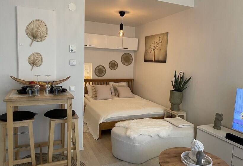 Immaculate 1 Bed Apartment In Tampere