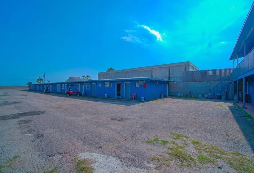 Monterrey Motel Padre Island, Corpus Christi By Oyo