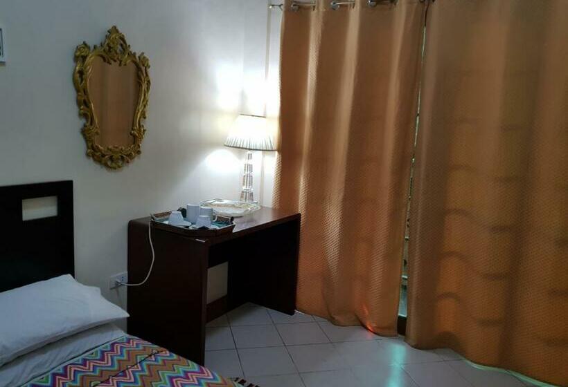 פנסיון Dsouza Resorts & Events