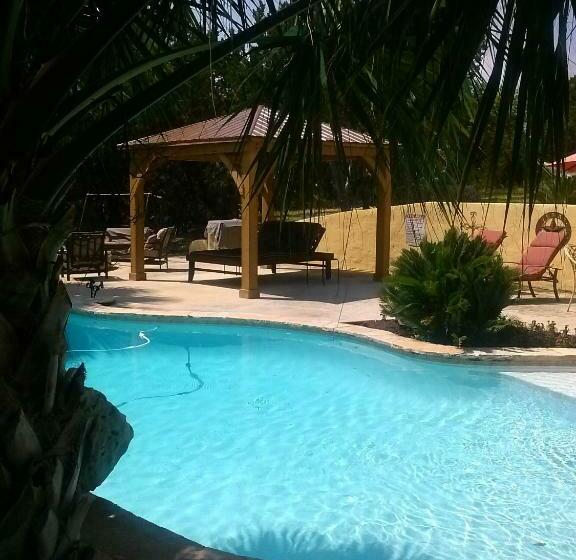 بنسيون Tnt Hill Country Getaways