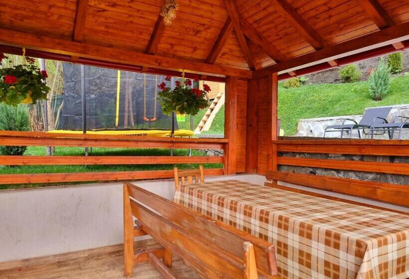 Cazare La Munte Comarnic