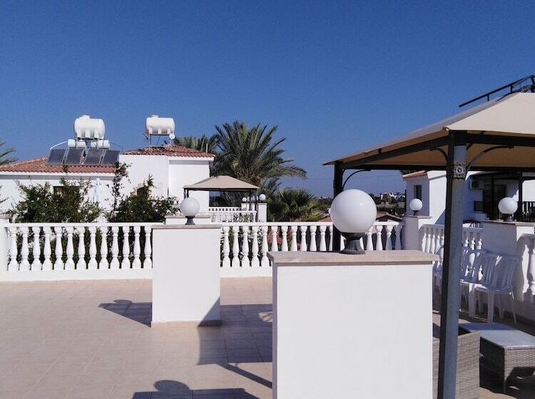 Coral Cypria Villa !!