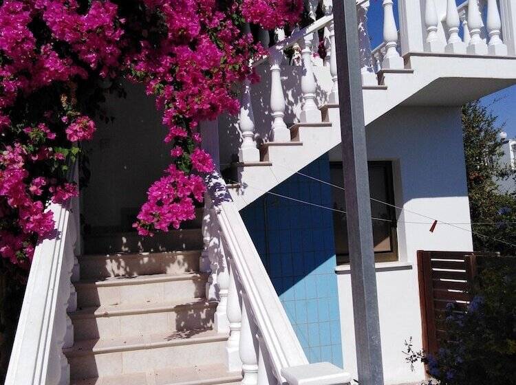 Coral Cypria Villa !!