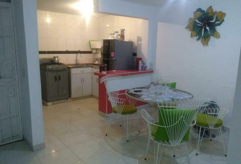 Espléndida Casa En La Ciudad De Santa Marta