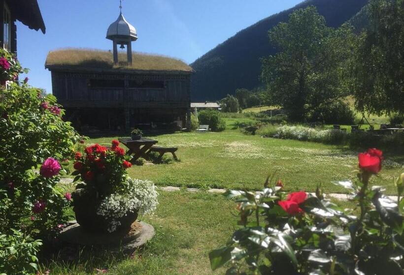 בית מלון כפרי Kvaale Gard