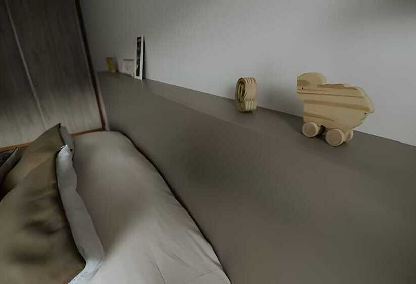 Aunaisin   Nona Kate