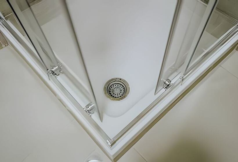 Aunaisin   Nona Kate