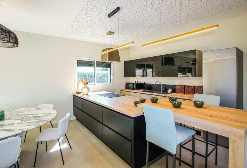 Amazing Home In Cléon D Andran