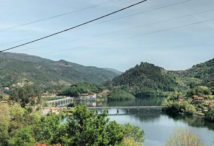 Casa De Ribes T2 Vista Fantástica