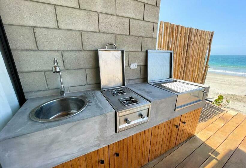 Diem Vichayito Beachfront Eco Luxury