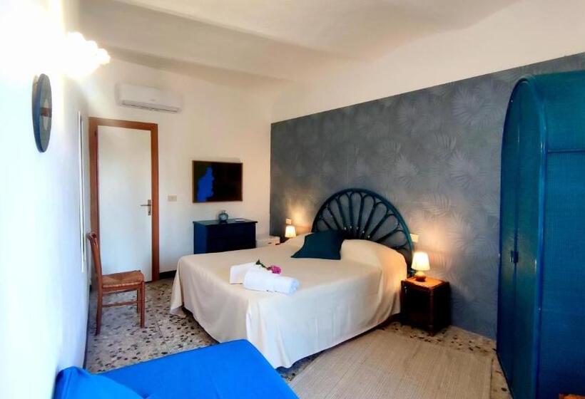 فندق Golfo Azzurro