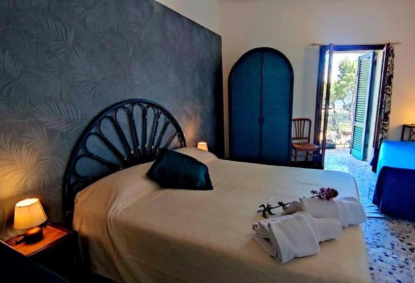 فندق Golfo Azzurro