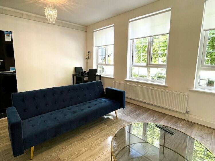 Immaculate 1 Bedroom Flat In Orpington