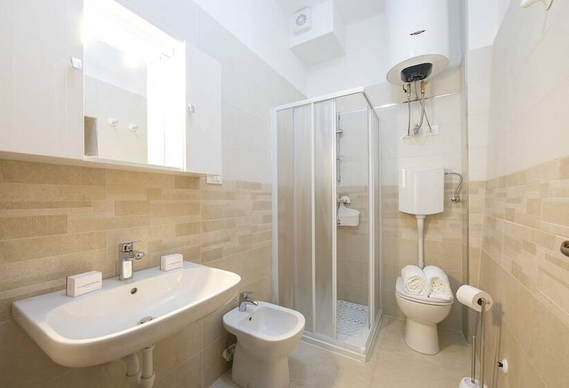 Residenza Rocca Del Lago 4   Happy Rentals