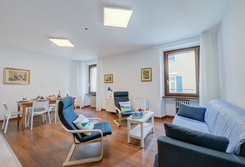 Residenza Rocca Del Lago 4 Happy Rentals