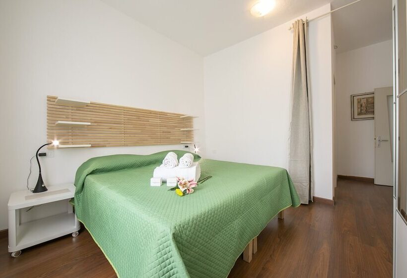 Residenza Rocca Del Lago 4   Happy Rentals