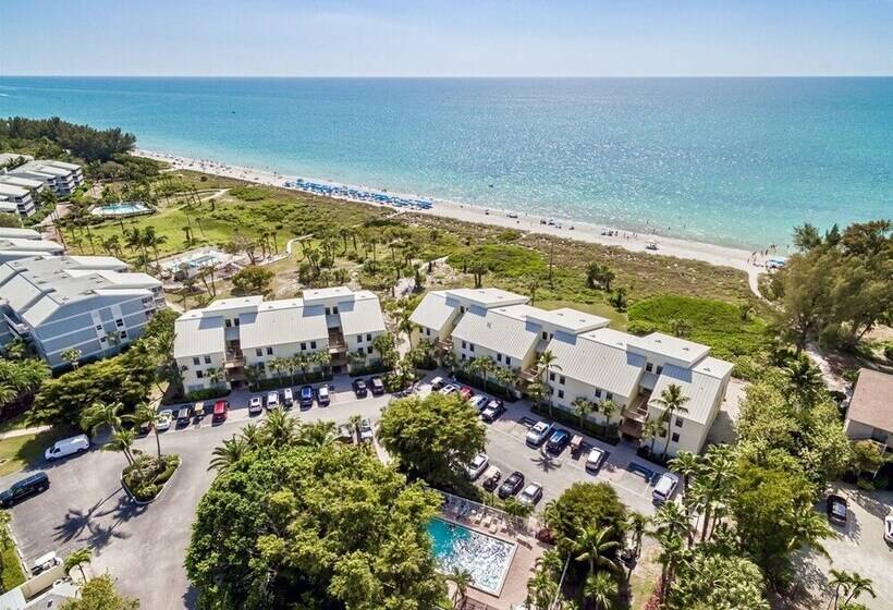 South Seas Beach Villa 2001