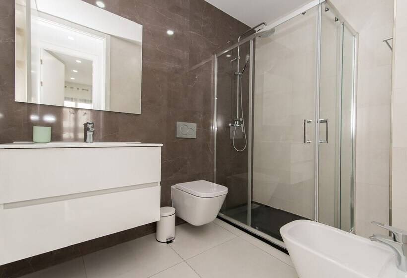 800m From The Boat To Praia Das Cabanas, With Pool, Terrace, Wifi And Aircon