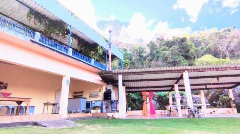 Herberge Pousada Na Região De Extrema à 1 Hora De Sp