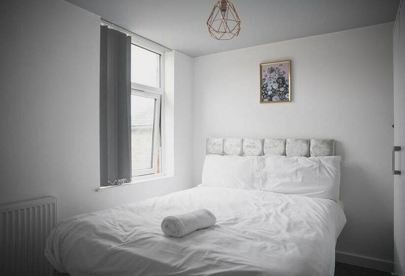 Leicester City House